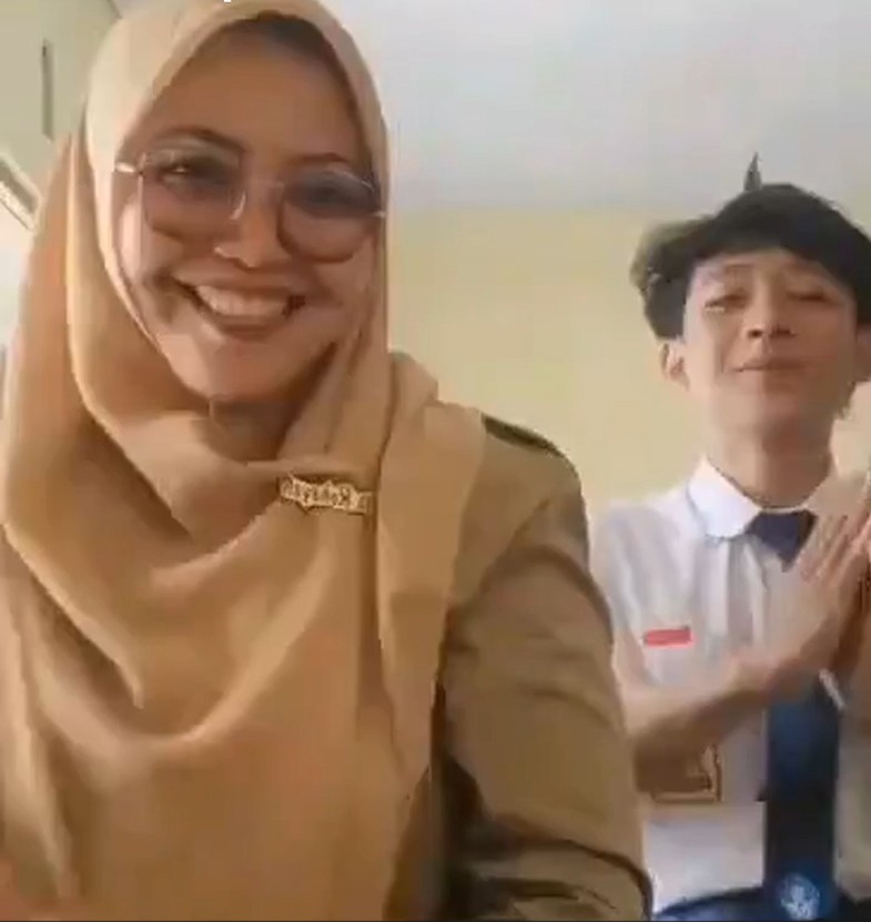 Viral Terbaru Indonesia Guru PNS dan Murid Top Trending 2025